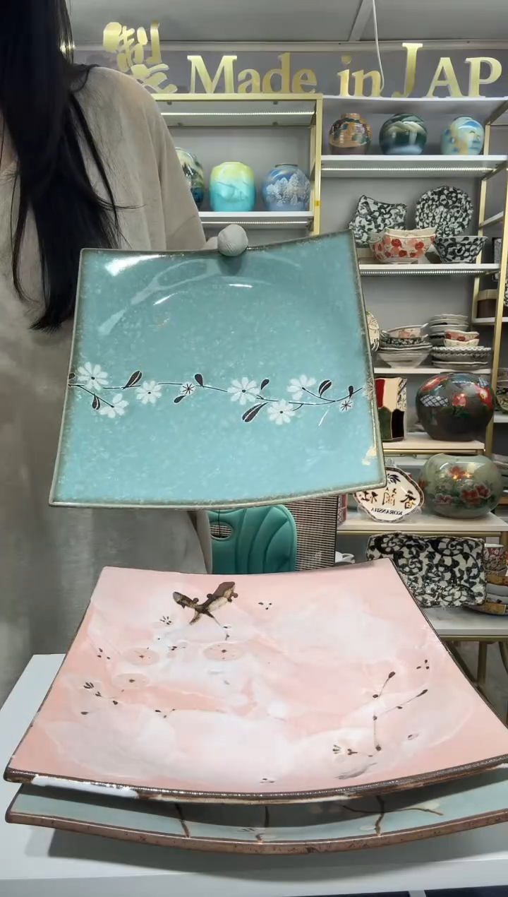 瓷23厘米正方盘一只深蓝