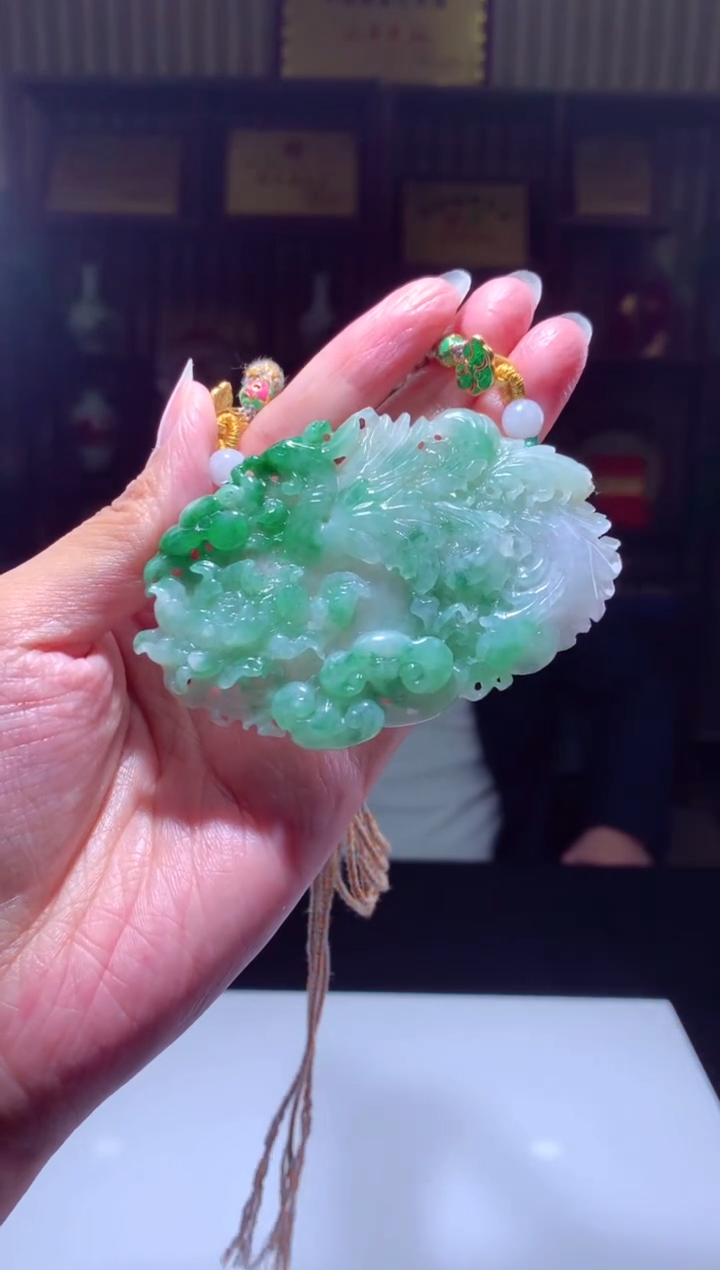 【闪购商品】定制翡翠未镶嵌挂件发货（拍一发一）