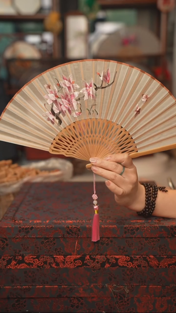 扇子折扇 苏绣绣花吊坠非遗