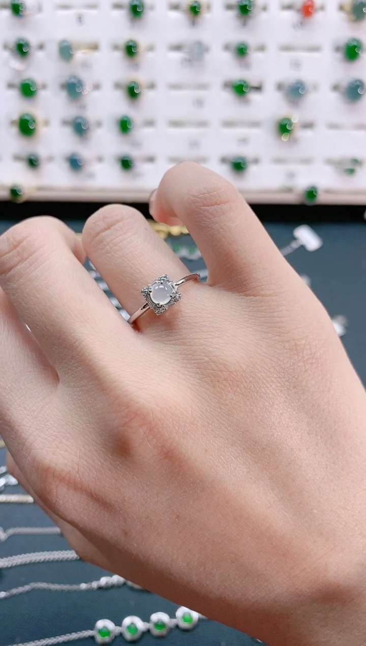 【闪购商品】翡翠戒指银S925镶嵌天然翡翠