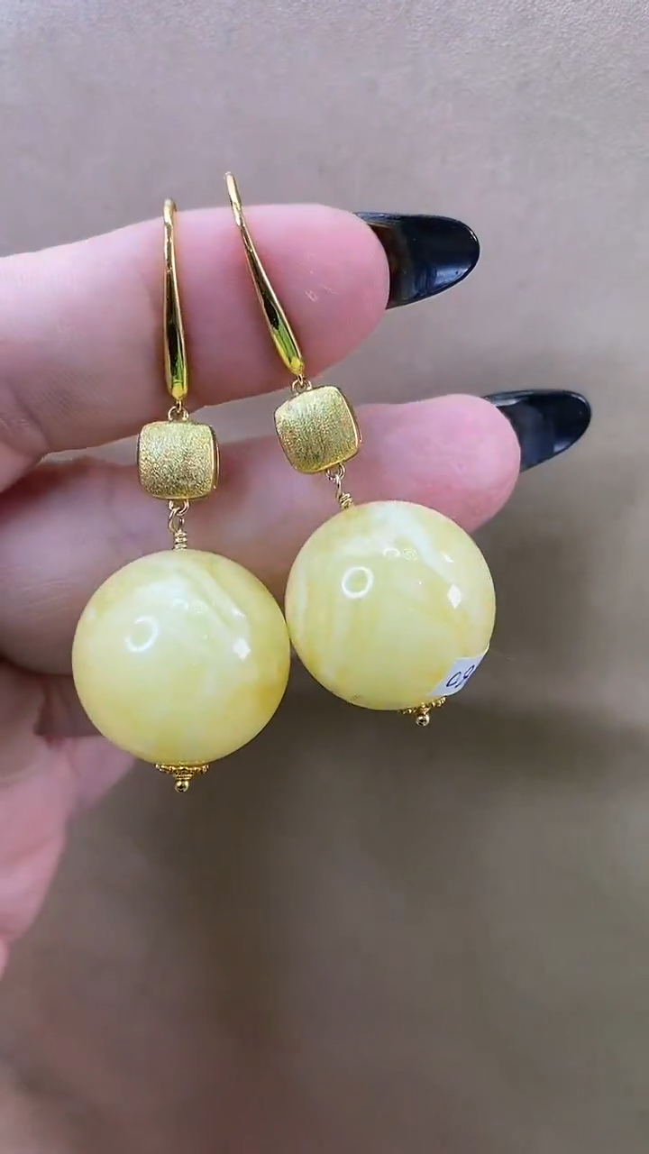 琥珀颈饰未镶嵌耳环