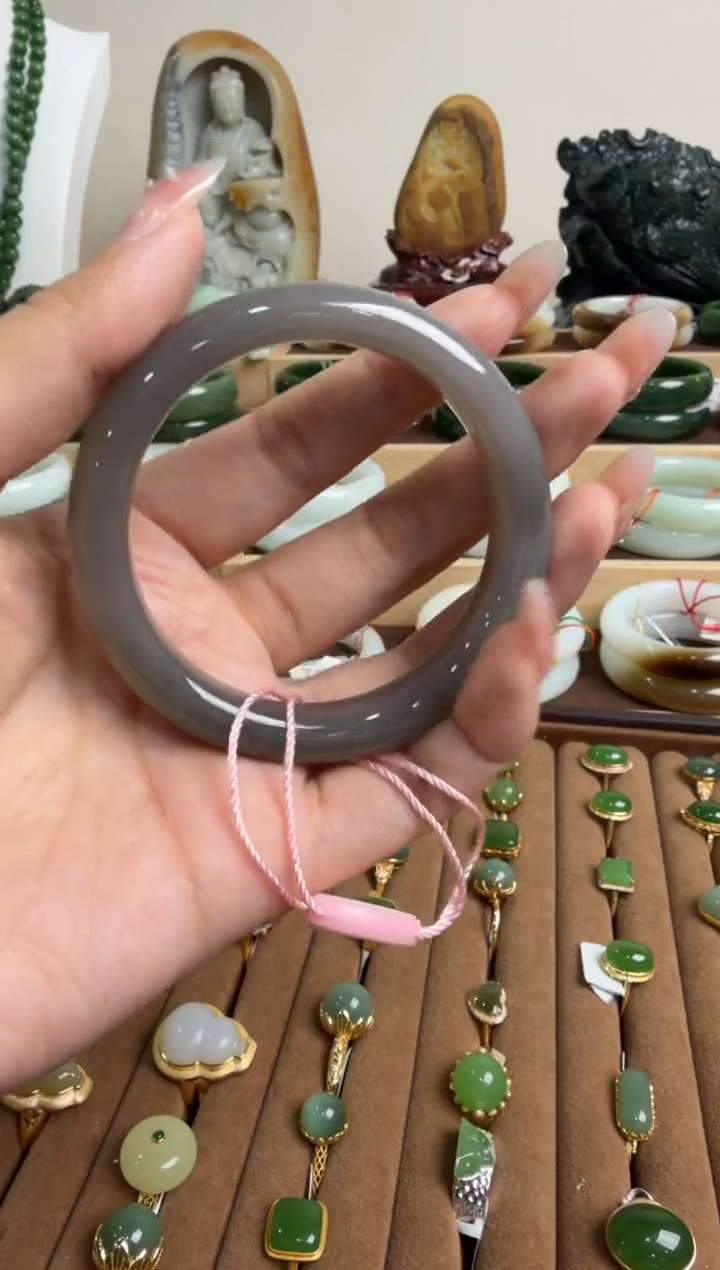 颈饰未镶嵌和田玉手镯55