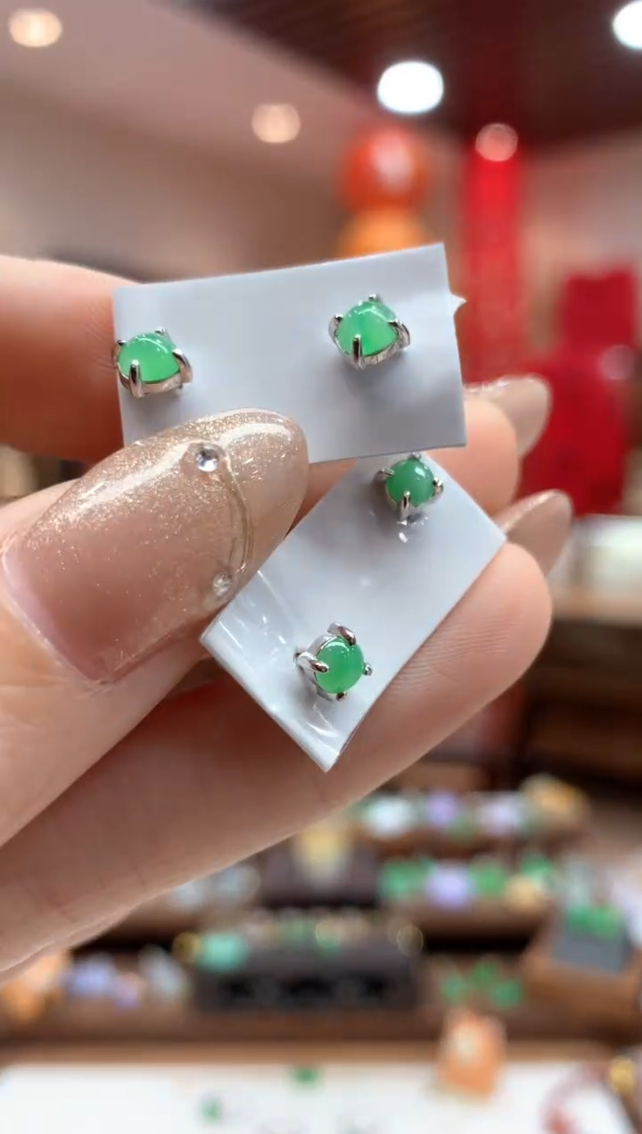 【闪购商品】翡翠耳饰银S925镶嵌耳钉多样性发货1件