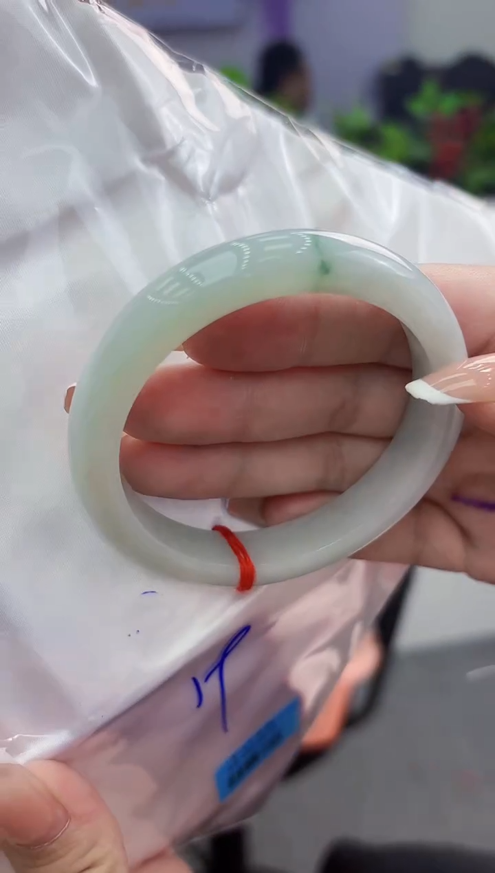 【闪购商品】翡翠手镯未镶嵌翡翠手镯