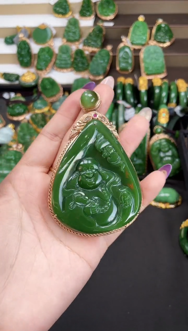 【闪购商品】和田玉吊坠18K金镶嵌多样性发一