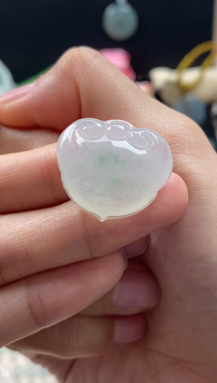 【闪购商品】翡翠颈饰未镶嵌翡翠白冰如意