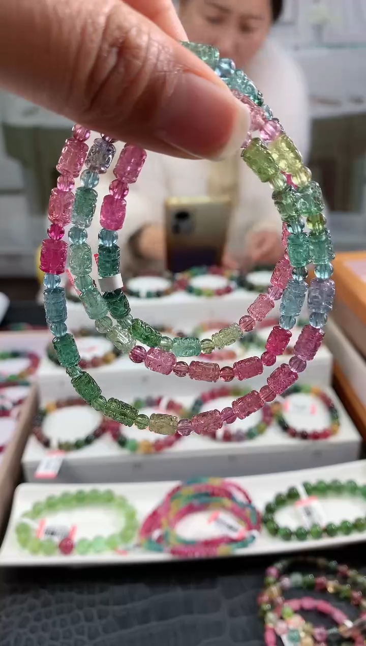 【闪购商品】碧玺手串未镶嵌多样性发一条