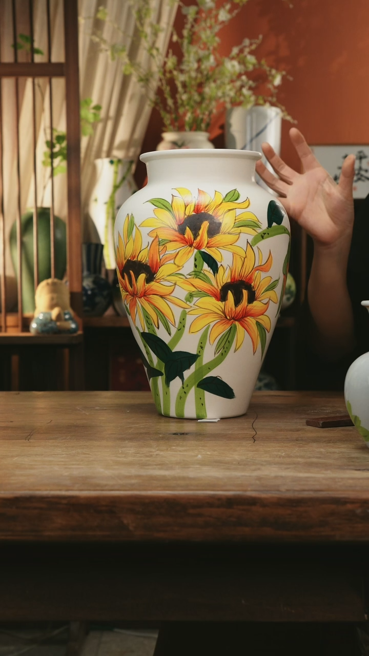 瓷片景德镇设计师釉下手绘陶瓷花瓶