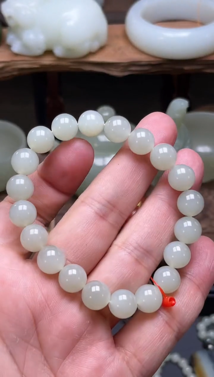 【闪购商品】和田玉手串未镶嵌卡10且末青白 圆珠 9006085
