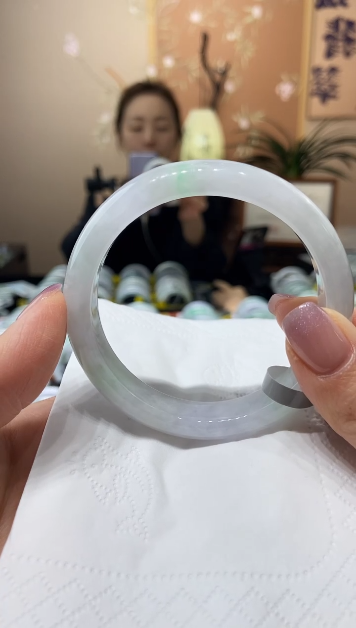 翡翠未镶嵌手镯59.1圈口