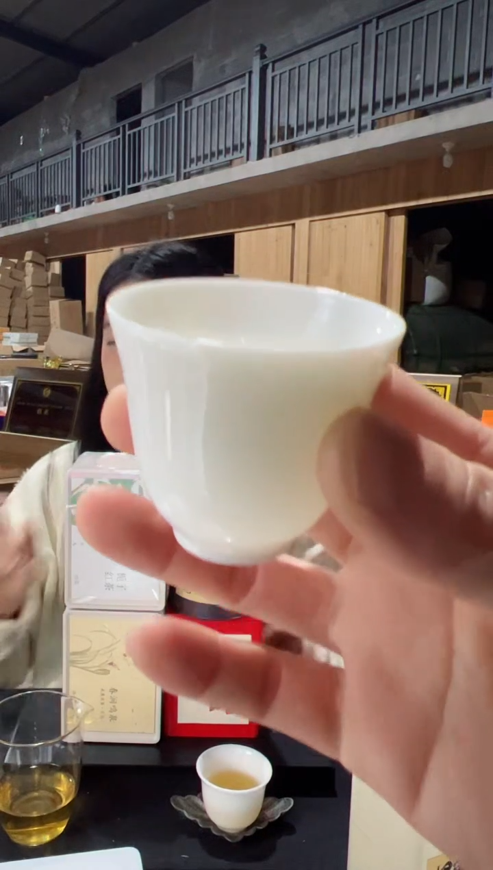 【闪购商品】哪吒5罐主人杯······