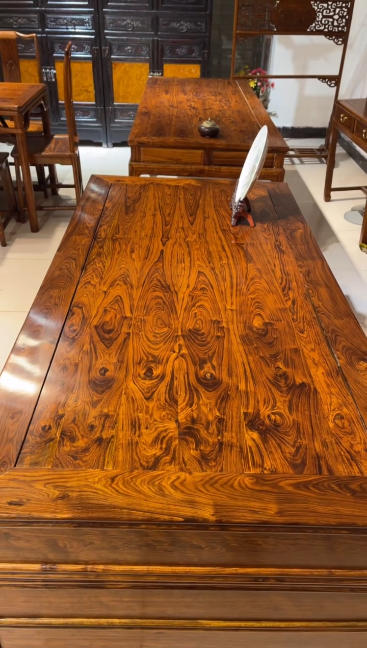 【闪购商品】香榧木木雕字台、、、、、、