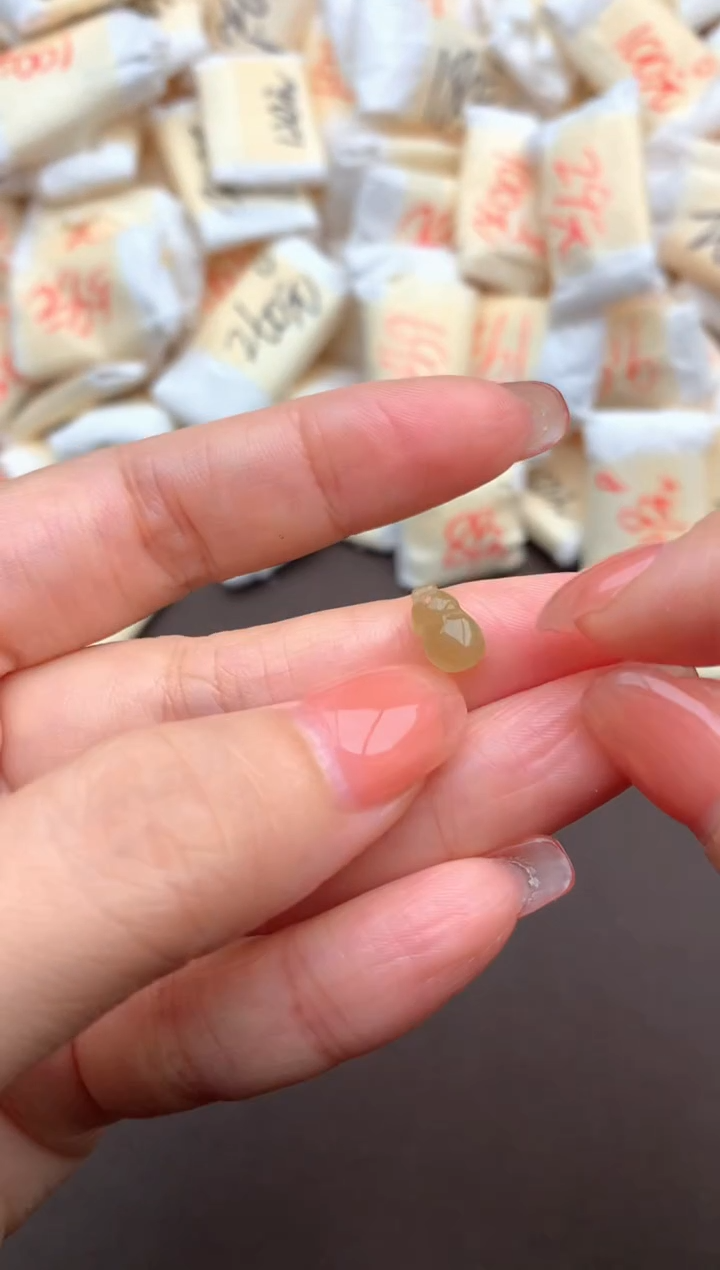 翡翠挂件未镶嵌一