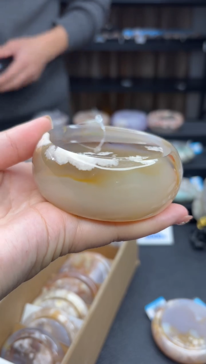 【闪购商品】石英质玉手镯未镶嵌84（62圈赠送镯心）