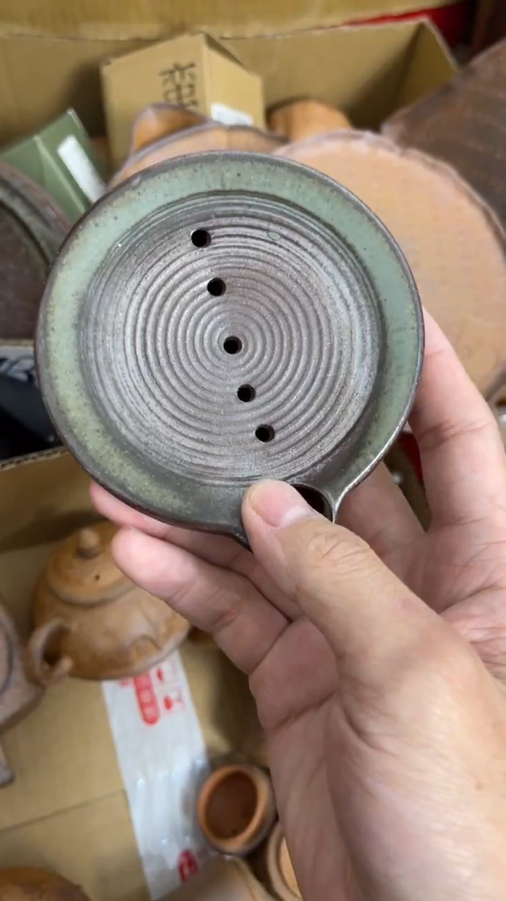 岩泥茶器-0000000小壶承