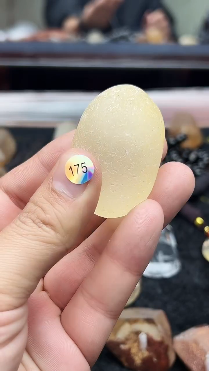 未镶嵌珠宝半成品水晶175