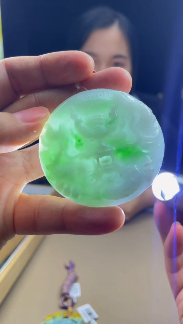 【闪购商品】定制翡翠未镶嵌        2498