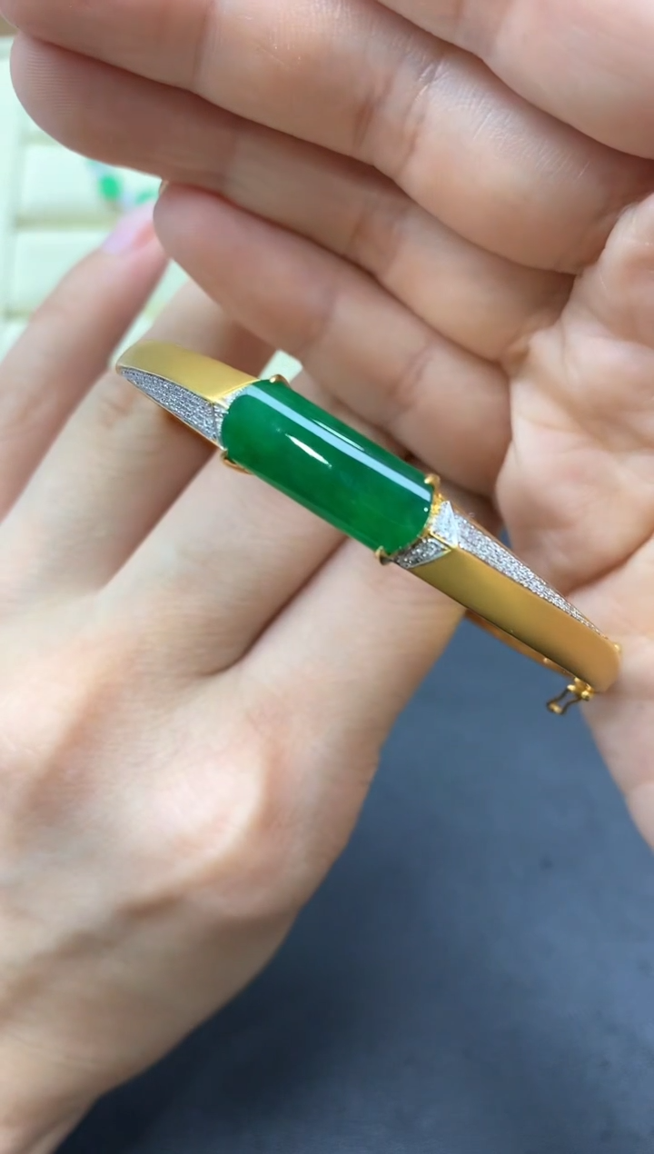 【闪购商品】翡翠手镯18K金镶嵌477-中国好珍宝