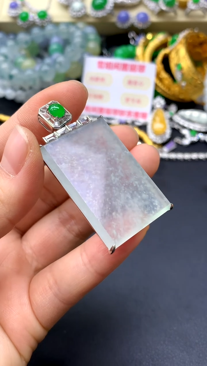 颈饰18K金镶嵌翡翠113-中国好珍宝