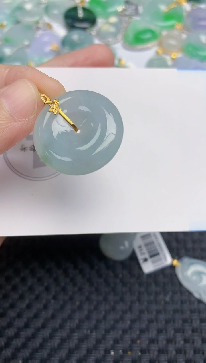 颈饰18K金镶嵌翡翠天然缅甸A货翡翠百元以上9元证书费自理