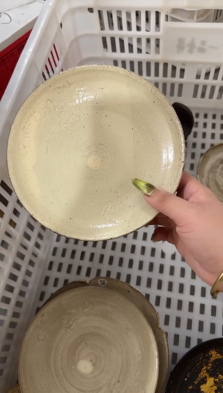 瓷片手作粉引壶承