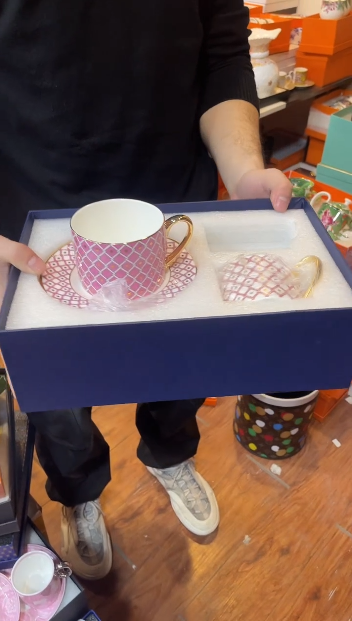 杯鸿辉家品牌瓷器，京东包邮！