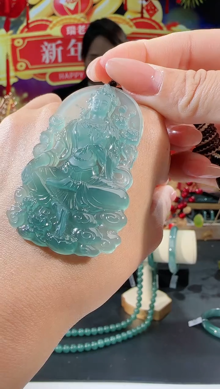 【闪购商品】翡翠吊坠(不含链)未镶嵌度母