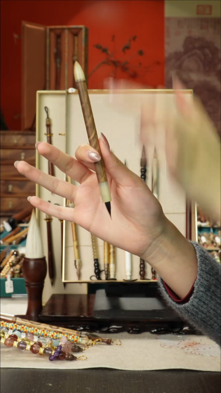 84号闪孤品高货毛笔链接 清水试笔 蘸墨不退