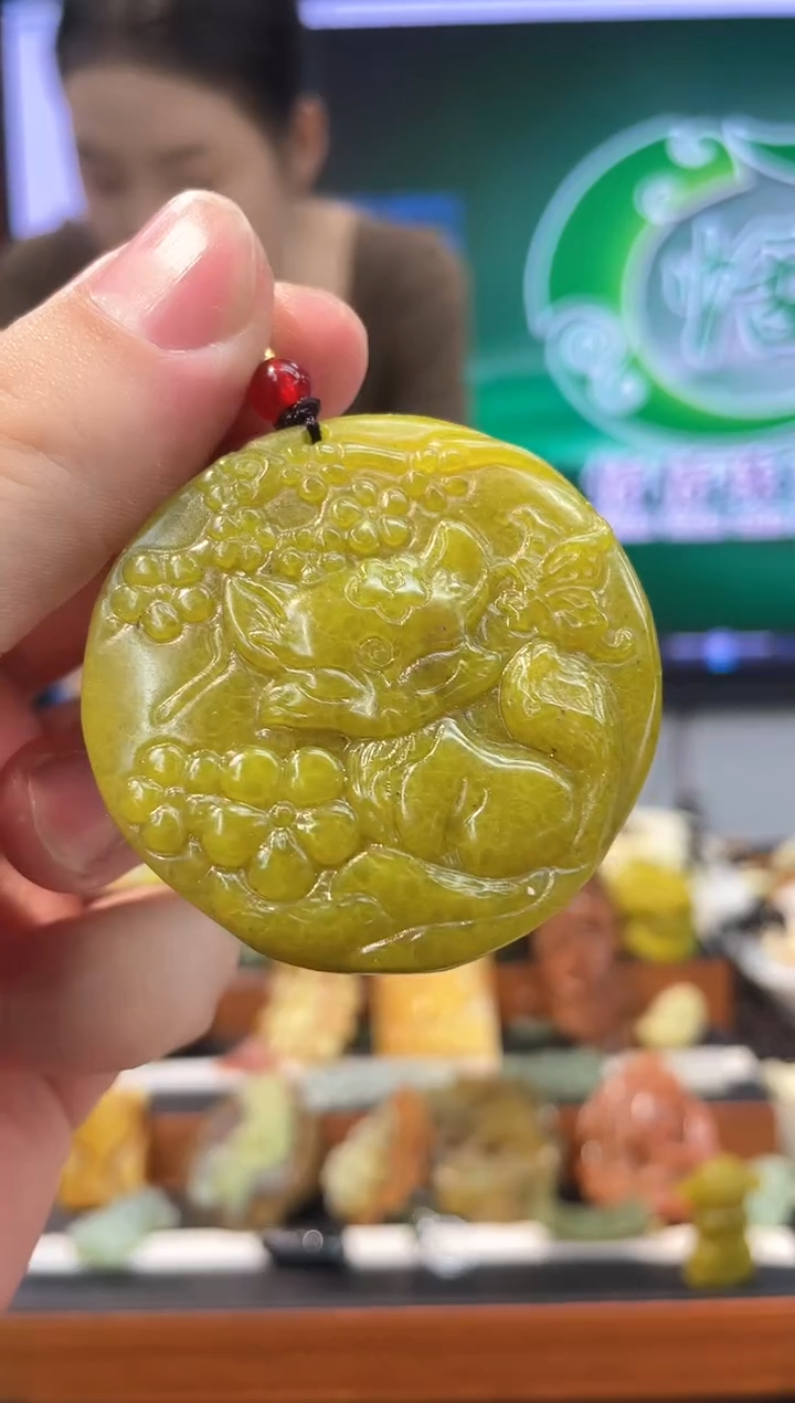 【闪购商品】岫玉吊坠未镶嵌·