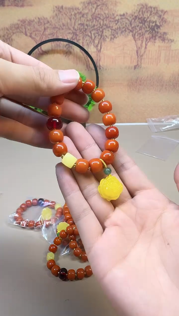 蜜蜡颈饰14K金镶嵌A082 