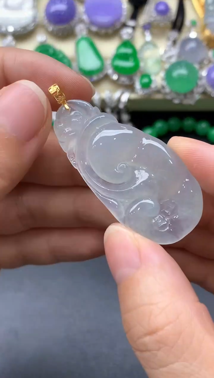 颈饰18K金镶嵌翡翠111中国好珍宝