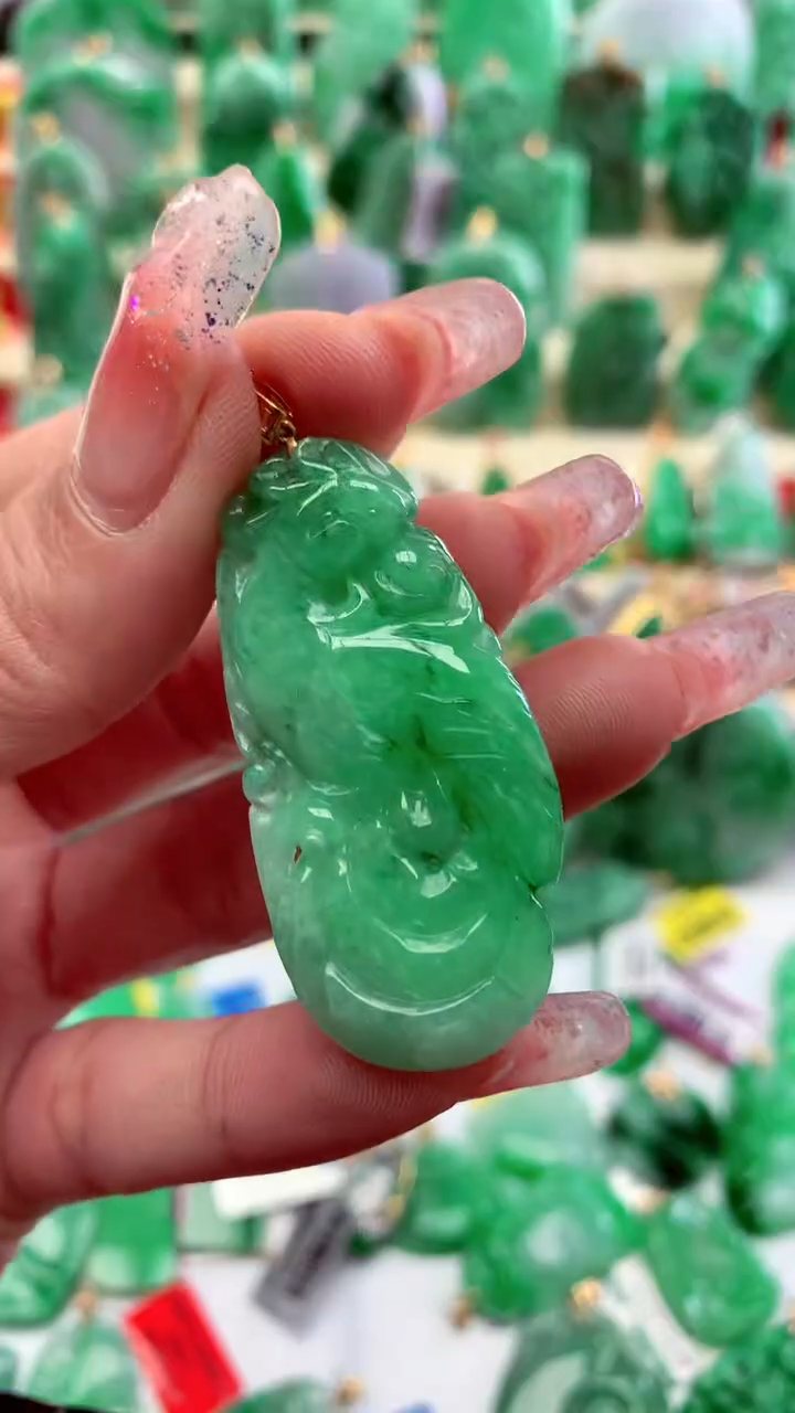 【闪购商品】翡翠颈饰18K金镶嵌挂件