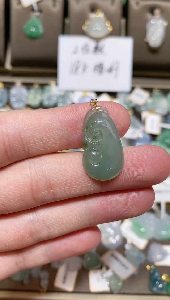 【闪购商品】翡翠18K金镶嵌颈饰天然A货翡翠一件