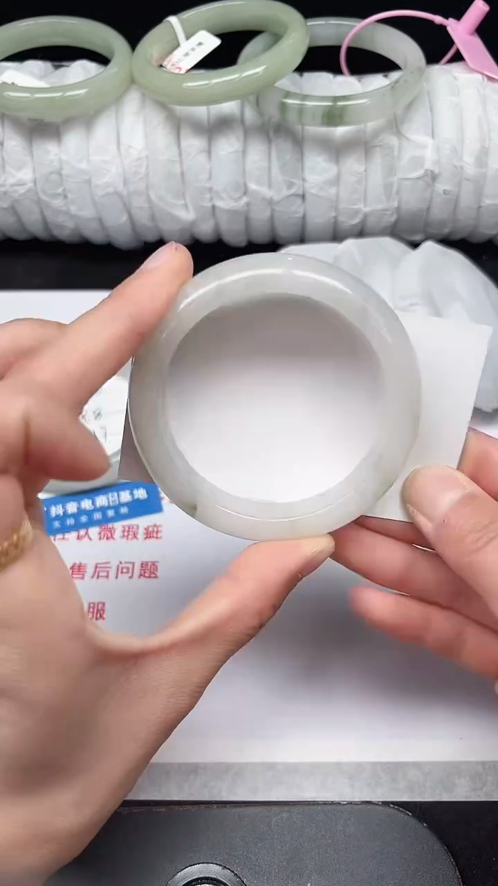 未镶嵌手镯石英质玉341-54/55