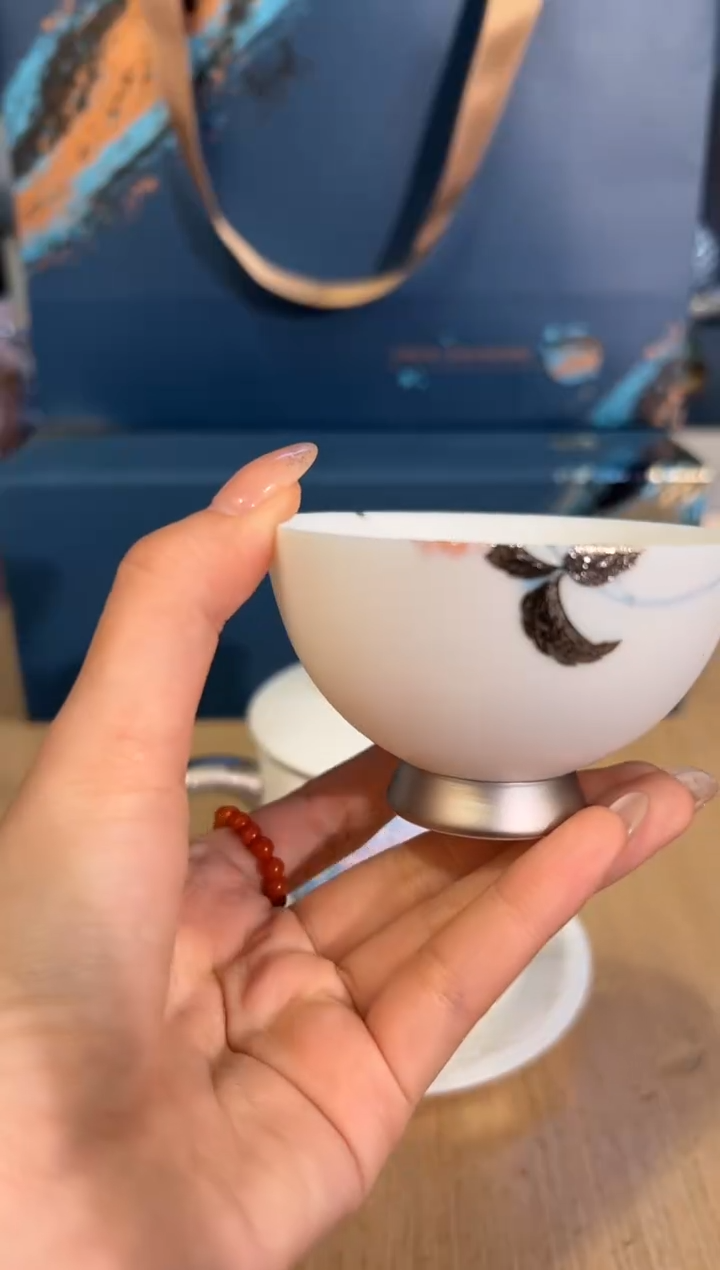 【闪购商品】杯164宫礼绣球花主人杯 
