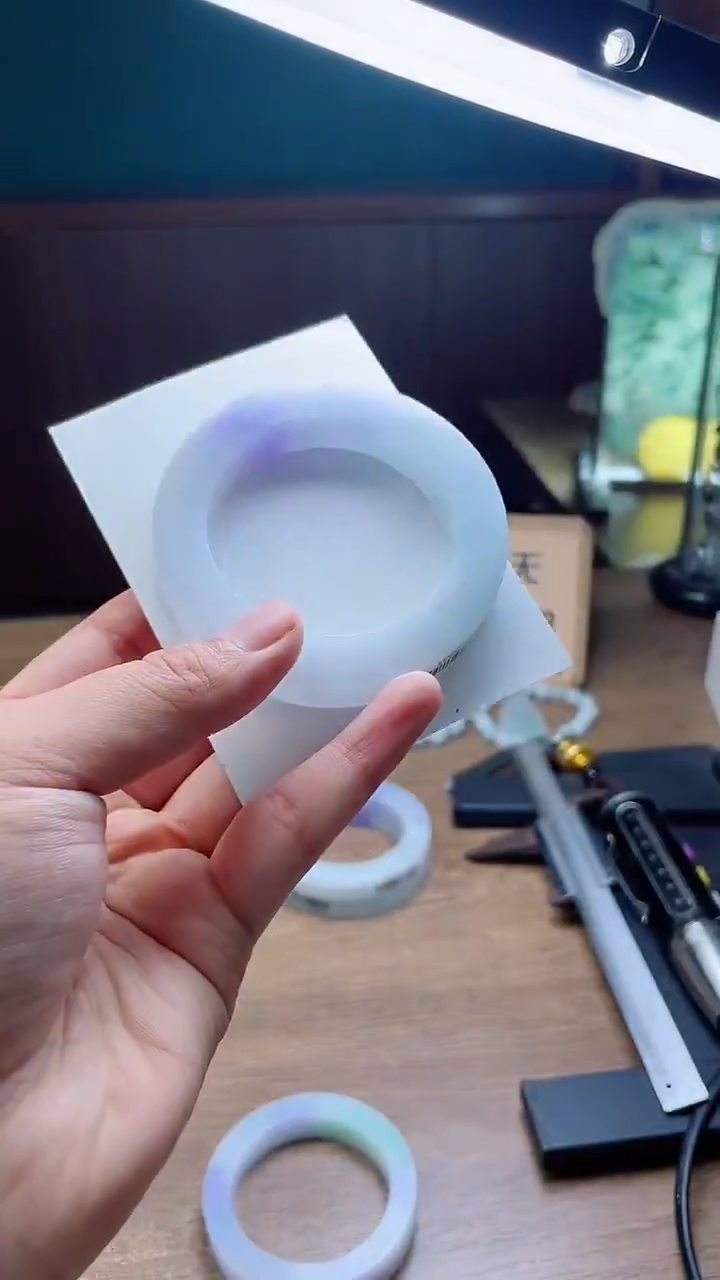 定制翡翠手镯未镶嵌定制