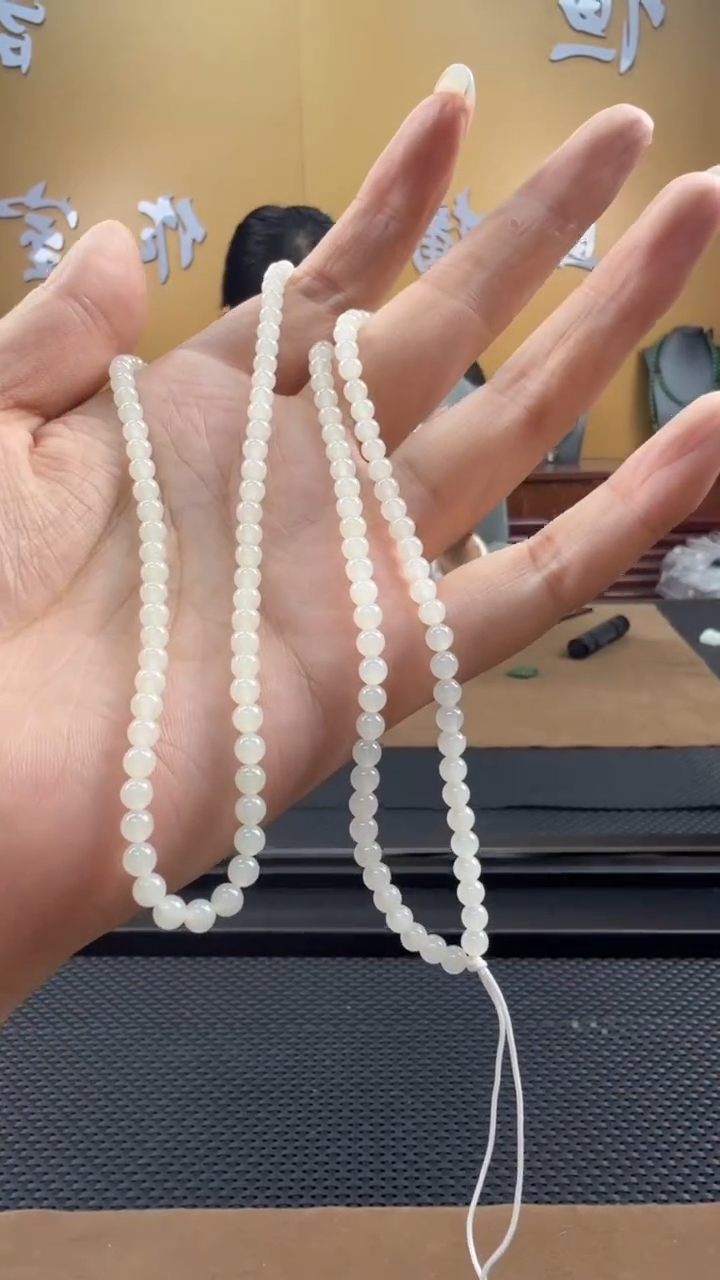 颈饰未镶嵌和田玉项链4mm