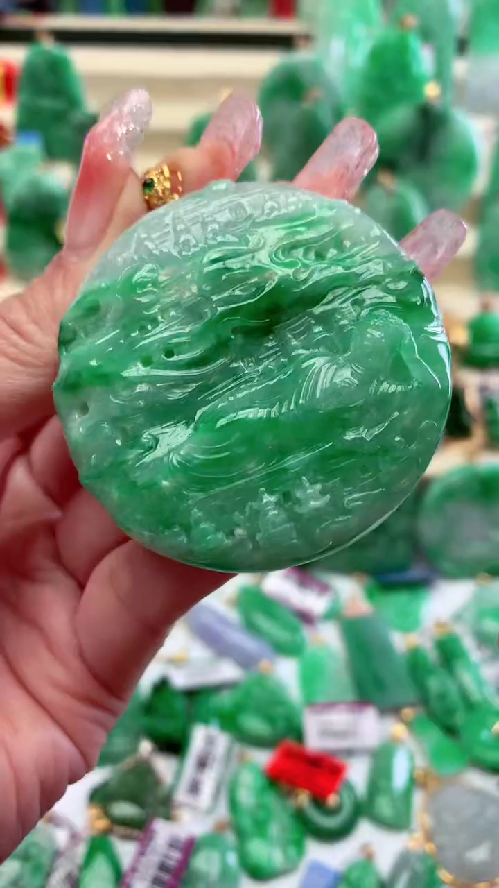 【闪购商品】翡翠颈饰18K金镶嵌挂件