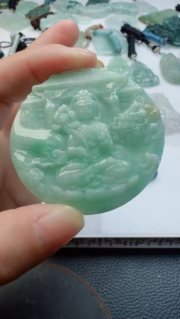 【闪购商品】翡翠颈饰未镶嵌多样性随机发其一