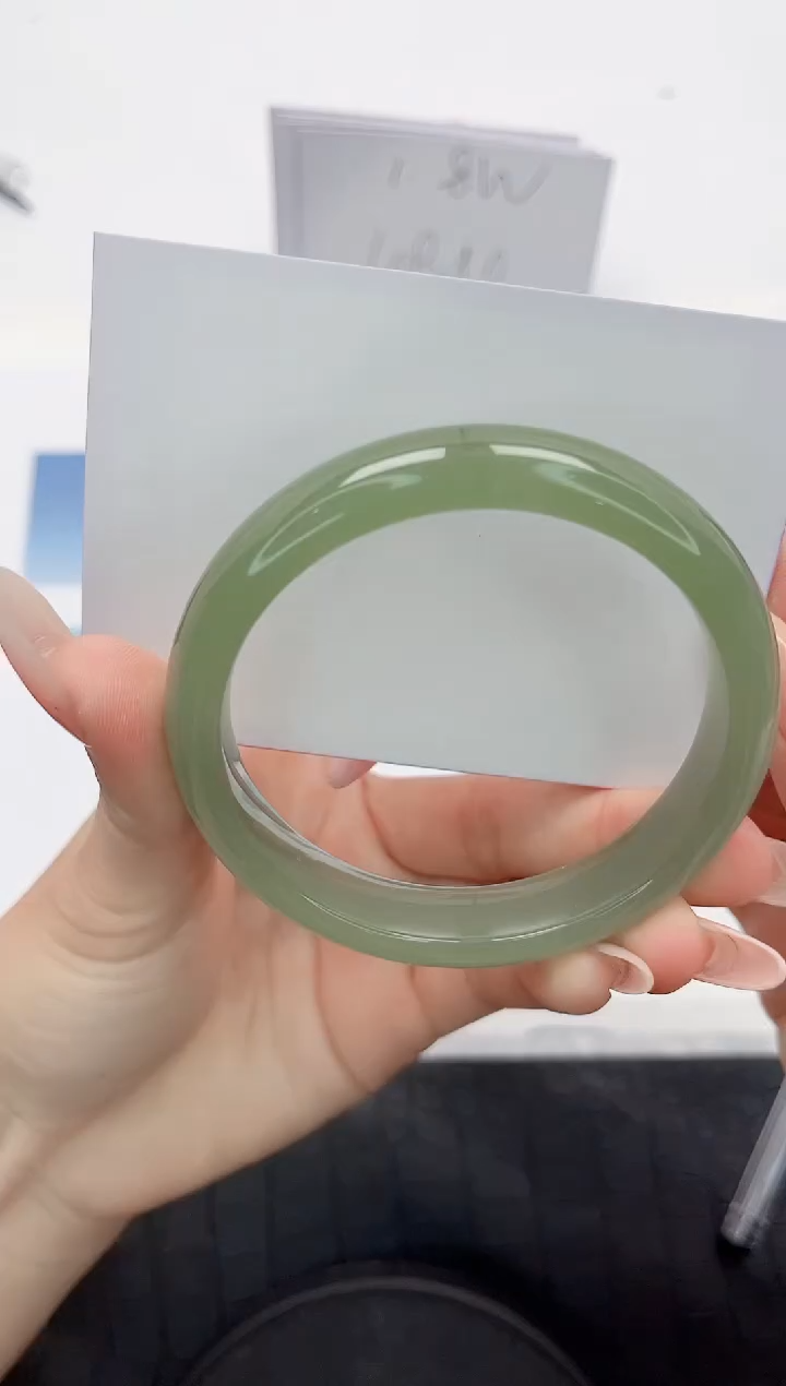 【闪购商品】石英质玉手镯未镶嵌L77-58.8