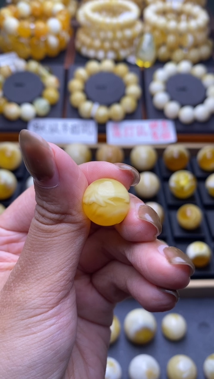 【闪购商品】琥珀裸石未镶嵌大小姐珠宝严选198