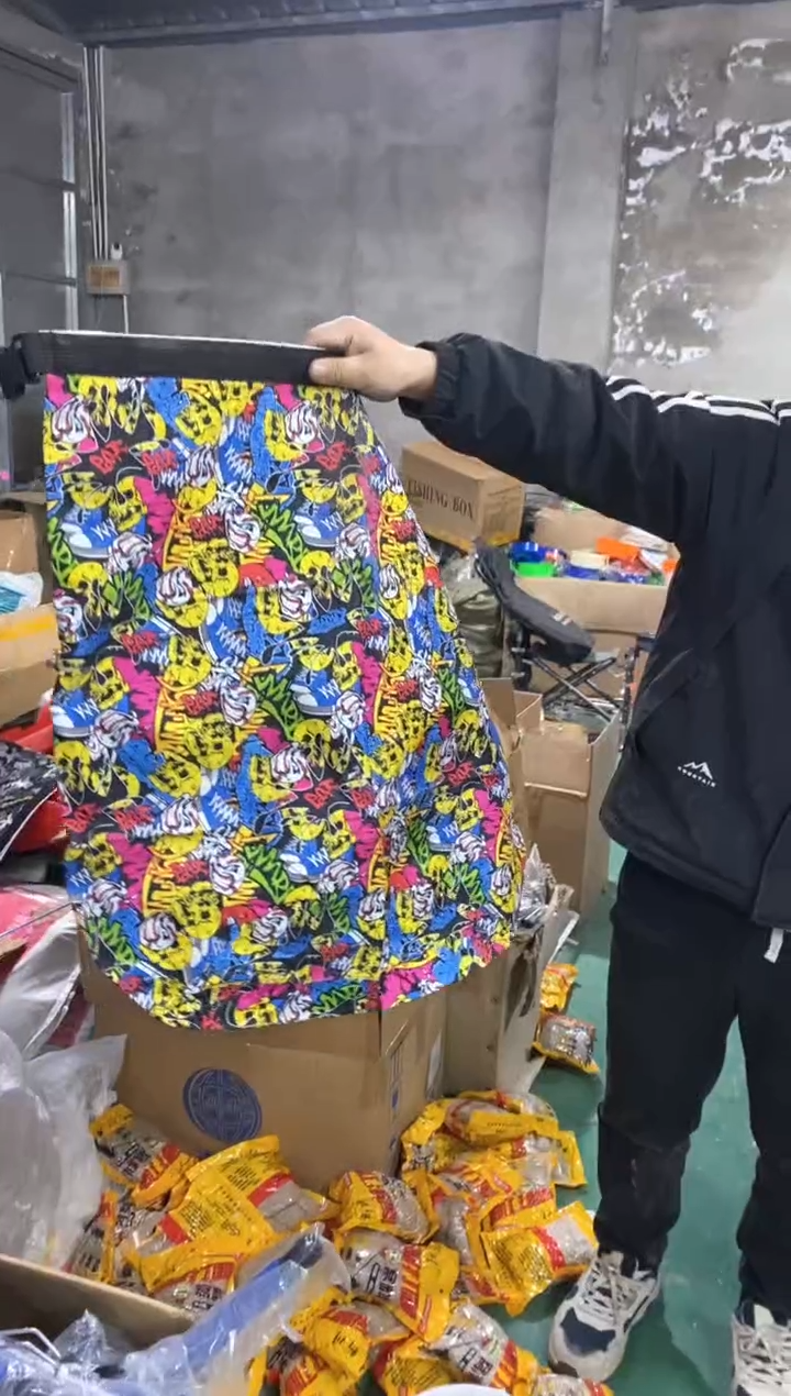 乾坤袋微瑕颜色随机  