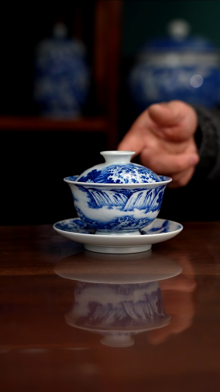 晓月窑青花壶口瀑布