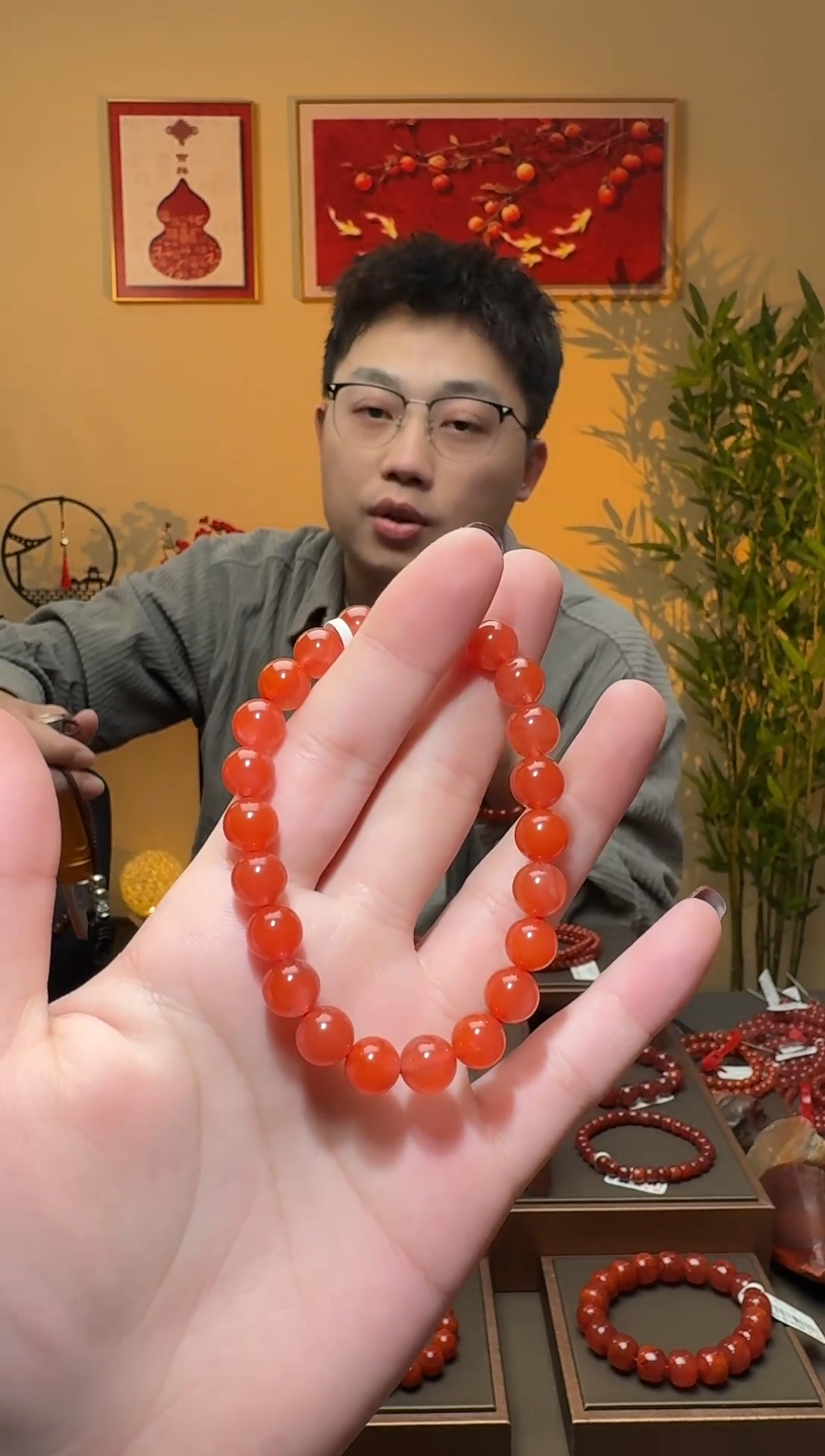 【闪购商品】南红玛瑙手串未镶嵌一条约8mm 多样性发货