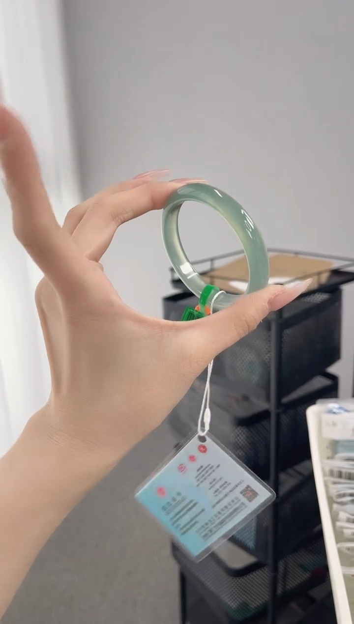 【闪购商品】玛瑙/玉髓手镯未镶嵌56-57圈口