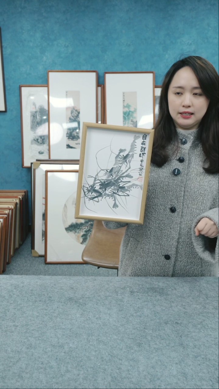 【闪购商品】国画10寸本土老师木质摆台