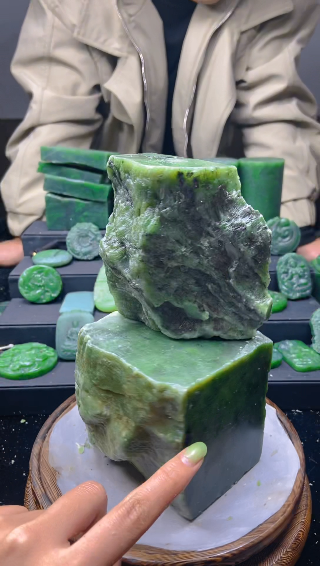 未镶嵌和田玉珠宝半成品1