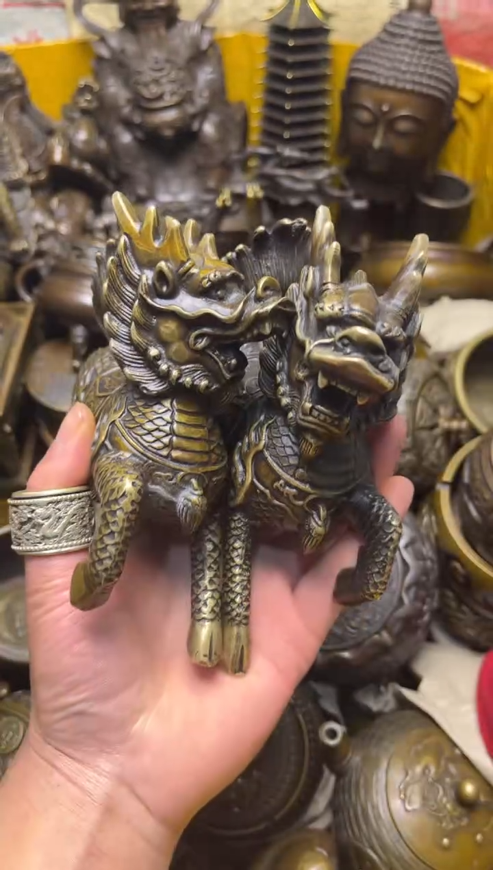 精美铜器，点击下单