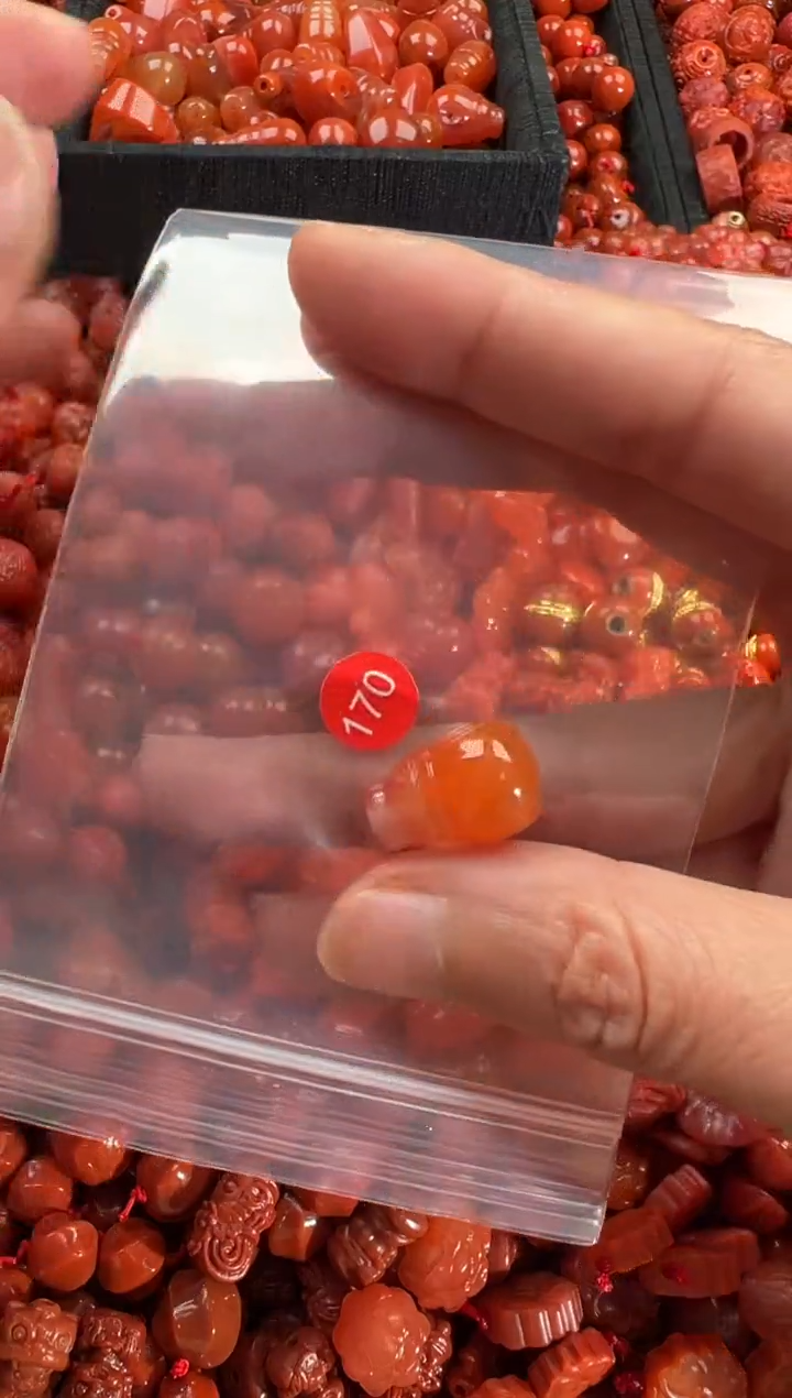 【闪购商品】南红玛瑙颈饰未镶嵌4