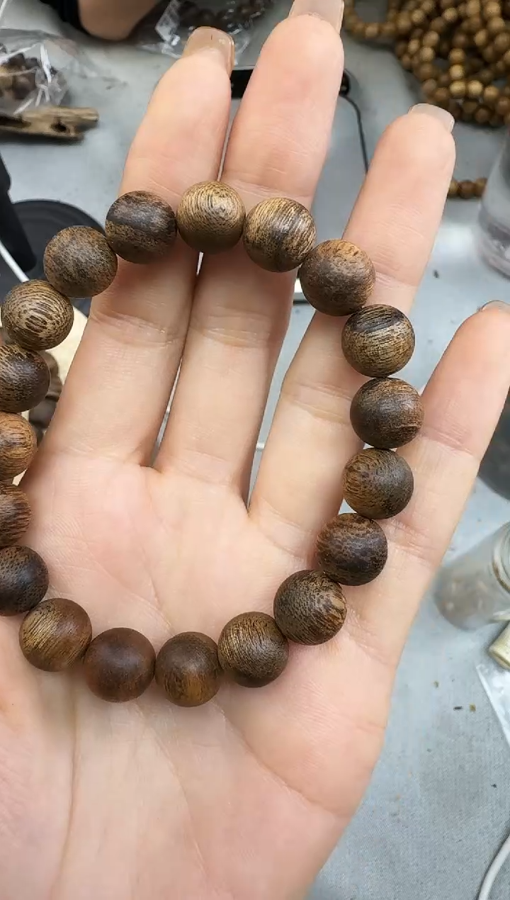 沉香手串1111沉香老料圆珠单圈多样性发一